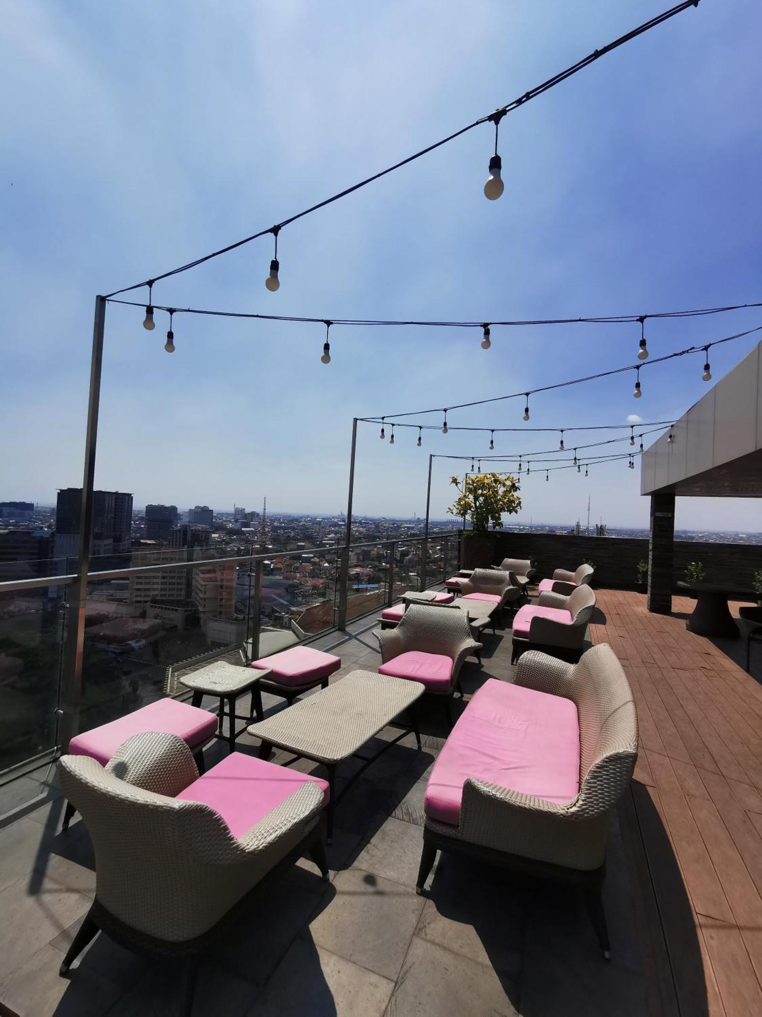 Warhol Residence Semarang Simpang Lima Exteriör bild